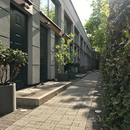 Lofts Car Factory By Warsawresidence Group Apartamento Varsóvia